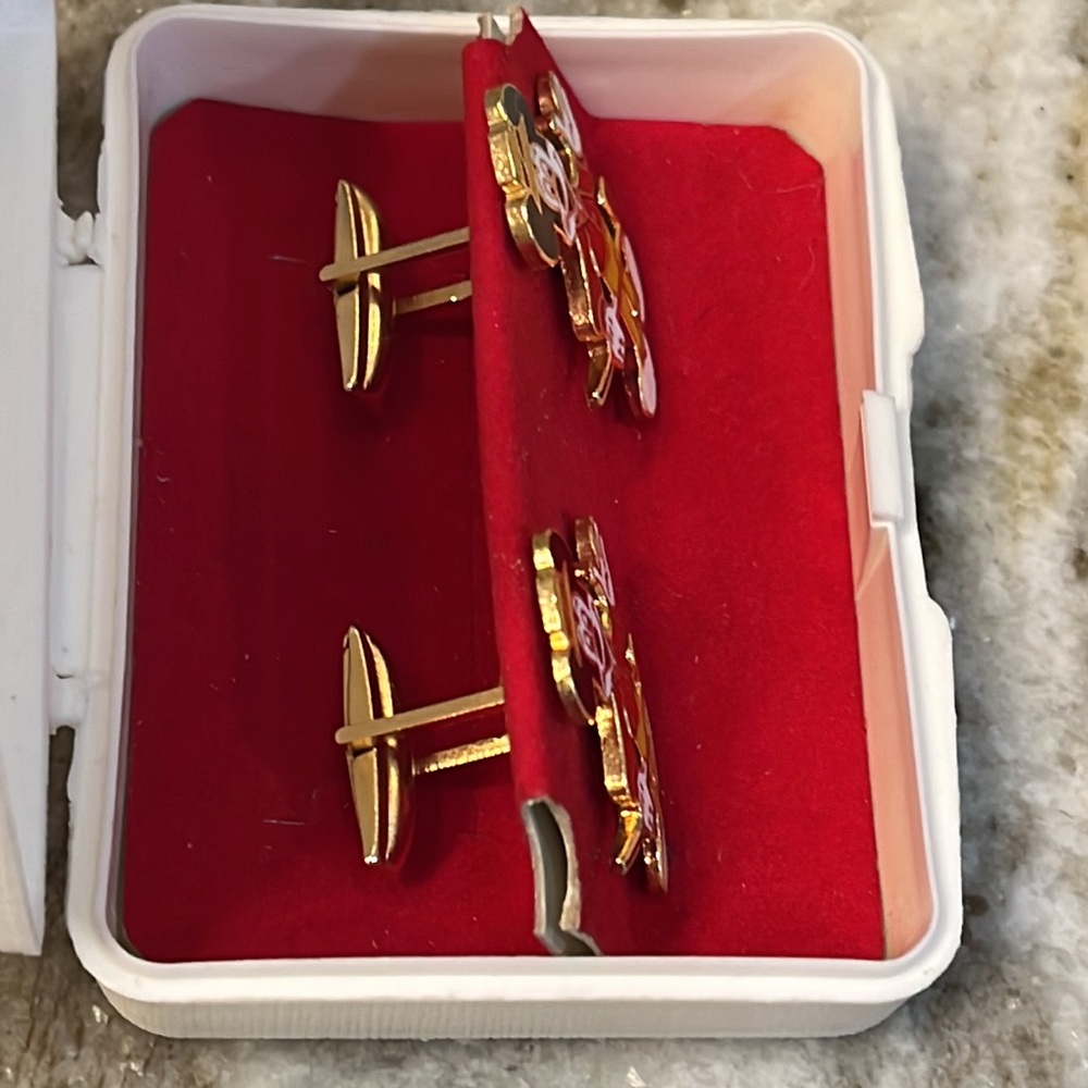 VTG. Mickey Mouse Cuff Links - Picture 3 of 8
